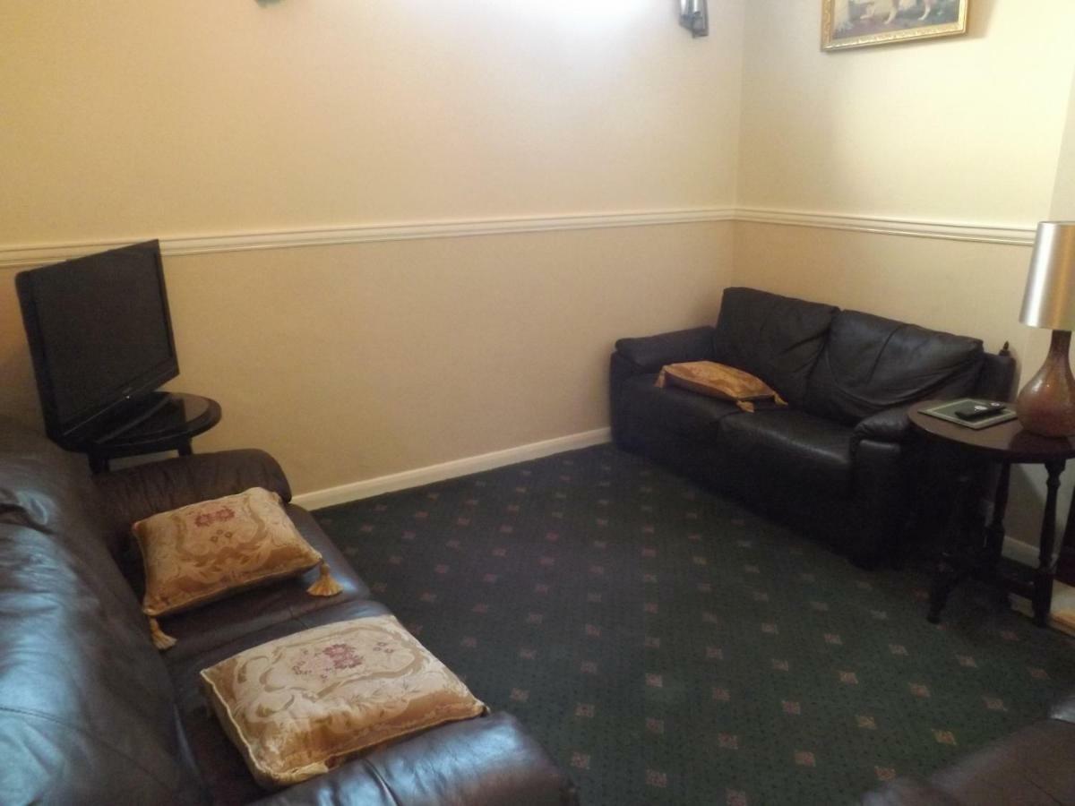 Ashleigh House Hotell Coventry Exteriör bild